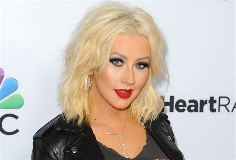 Christina Aguilera Shares Topless Selfie: Its All Real